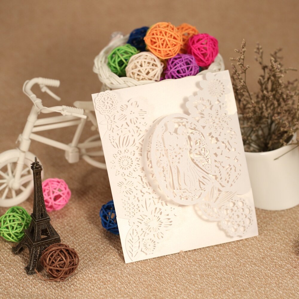 20 Pcs Potongan Laser Romantis Pernikahan Kartu Undangan Pengantin Laki Laki Pengantin Perempuan Pola Ukiran Kartu Pernikahan Mengkilap Mutiara Kartu