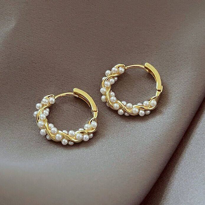 High-grade luxury temperament circle pearl earrings women's 925 silver needle earrings female earrings minority design ear jewelry