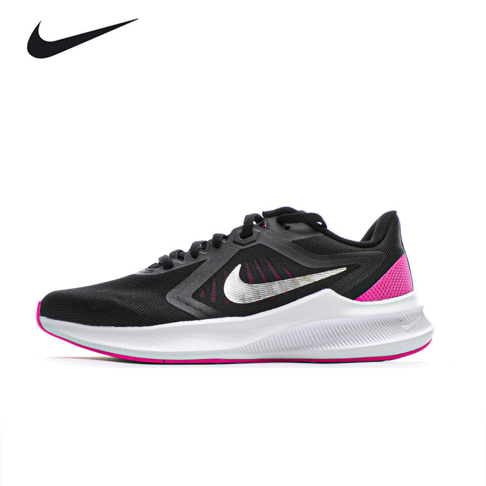 nike air zoom sports shoes