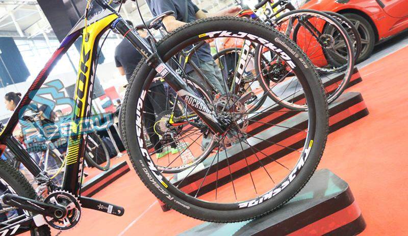 mavic crossride 29 wheelset