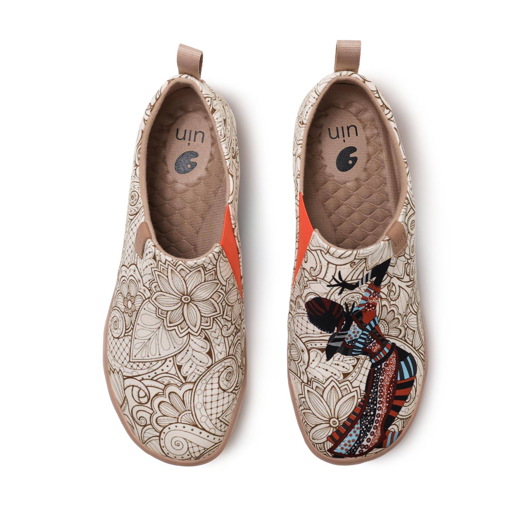 UIN Toledo I Women Canvas Shoes Reteo sneakers Exotic Style travel shoes ราคา 3,638 บาท*ส่งฟรี