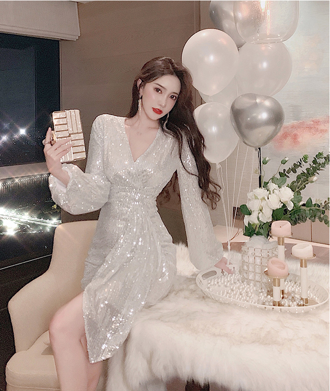 đầm kim sa lấp lánh Phụ nữ Pháp Đầm dự tiệc 2022 New Sequin Dress Slim váy kim sa nữ V Cổ dài Tay áo Váy Nổi tiếng Tính khí Bất thường Ăn mặc