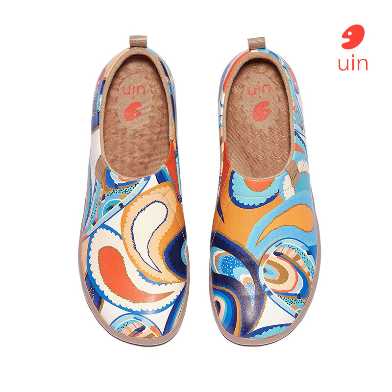 UIN Women's Walking Travel Shoes EVA Slip On PU Casual Loafers Lightweight Comfort Fashion Sneaker ราคา 3,959 บาท*ส่งฟรี