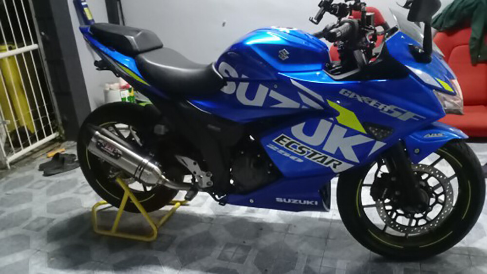สำหรับรถจักรยานยนต์ Suzuki Gixxer 250 SF ระบบท่อไอเสียแบบ