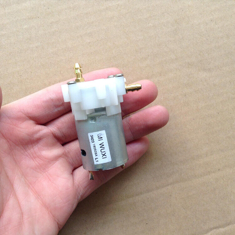 1 cái Micro 360 Máy bơm nước Bánh Răng Nhựa máy bơm nhỏ với đồng vòi phun