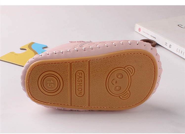 Chaussons antidérapants lumineux pour enfants - REMYCOO - Jaune - Semelle souple et confortable Chaussons antidérapants lumineux pour enfants - REMYCOO - Jaune - Semelle souple et confortable