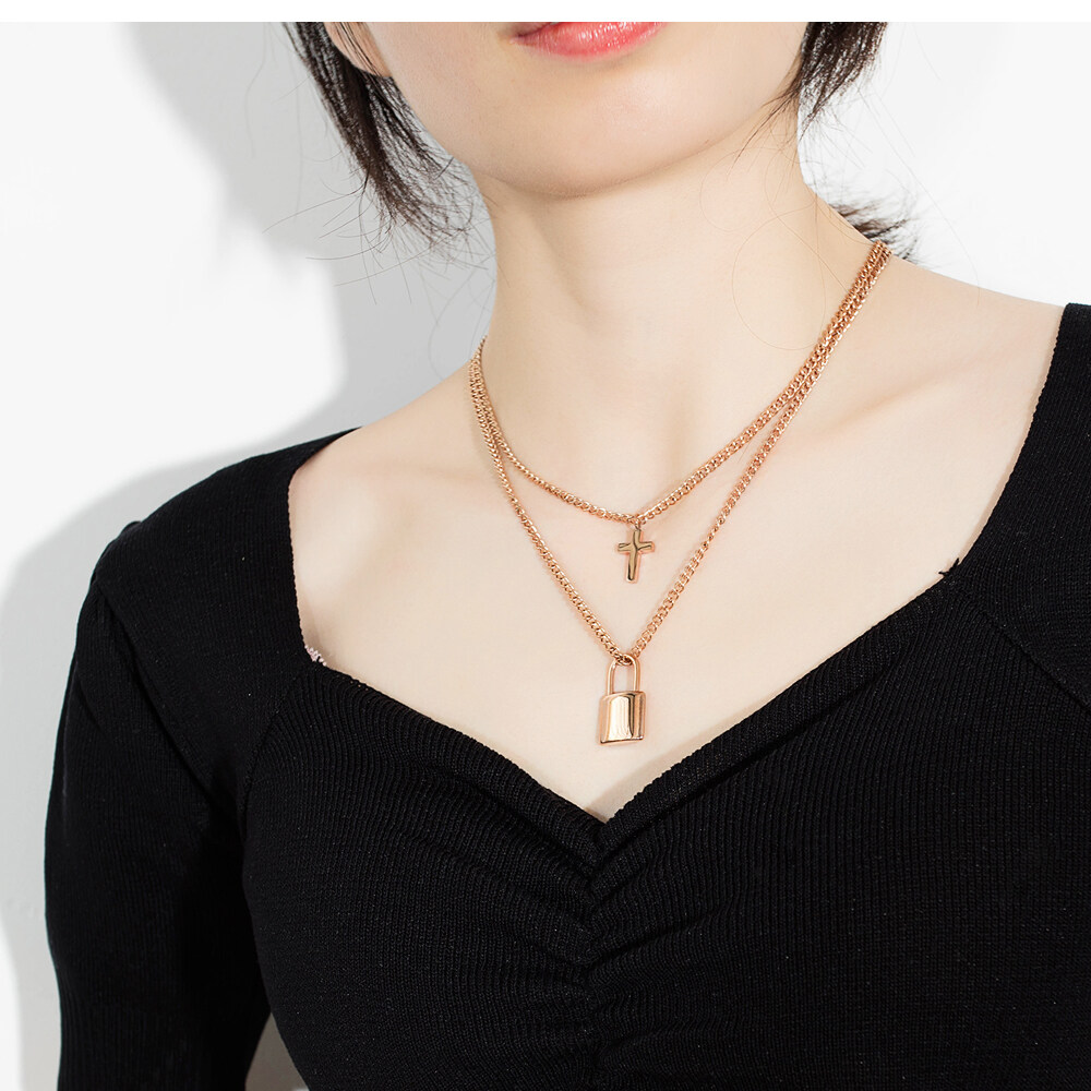  Necklace with Crosses for Women Fashion Lady Lock