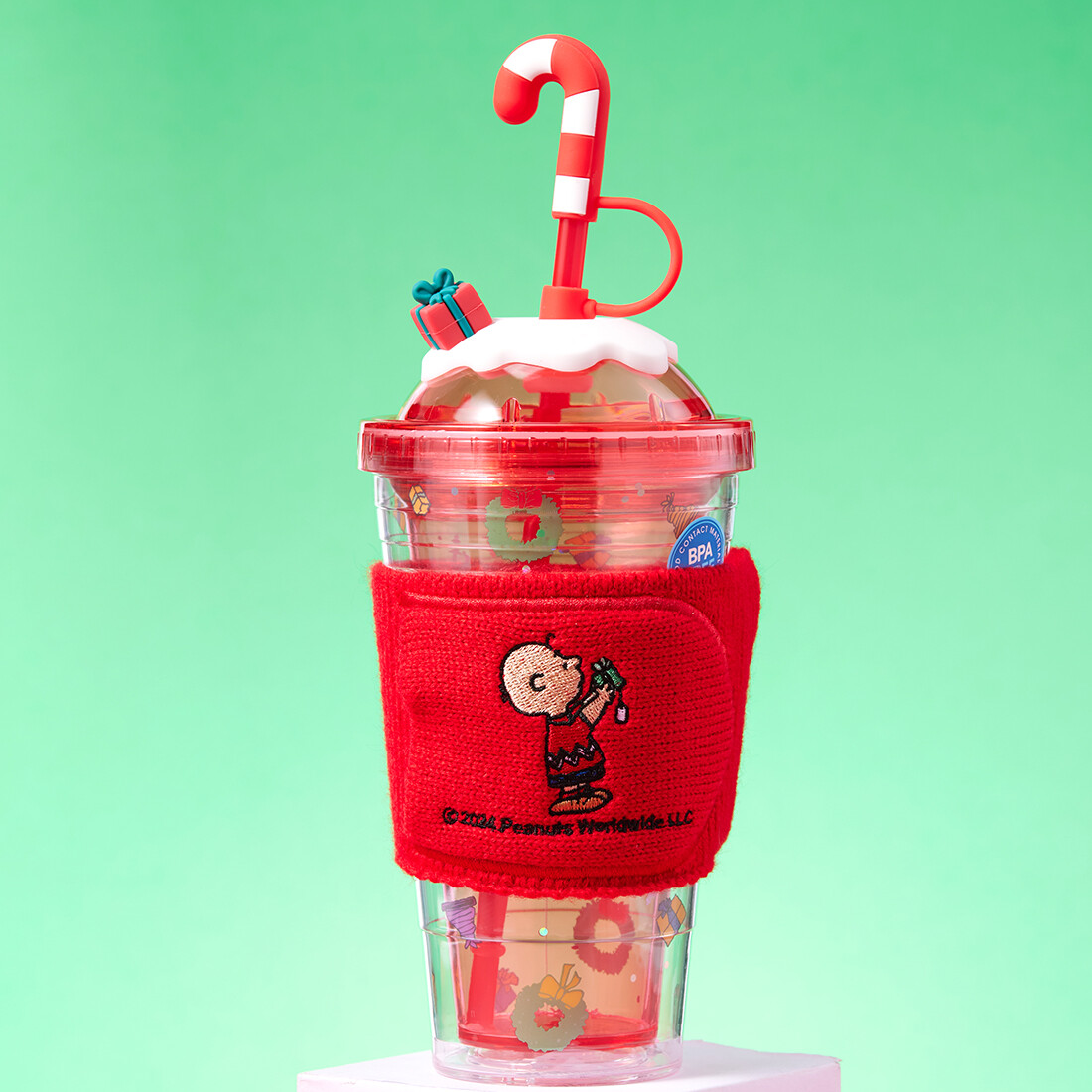 MINISO Snoopy Christmas Party Series Cup Cover Double-layer Plastic Cup 480mL ราคา 246 บาท*ส่งฟรี