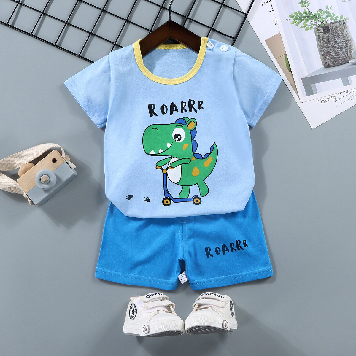 27Kids Store Child's suit Short Sleeve T-shirt with Shorts Sweatpants Baby Boys Girls (1Y-8Y) 2023 for kids boys Summer Cartoon cute F37-F40 ราคา 120 บาท*ส่งฟรี