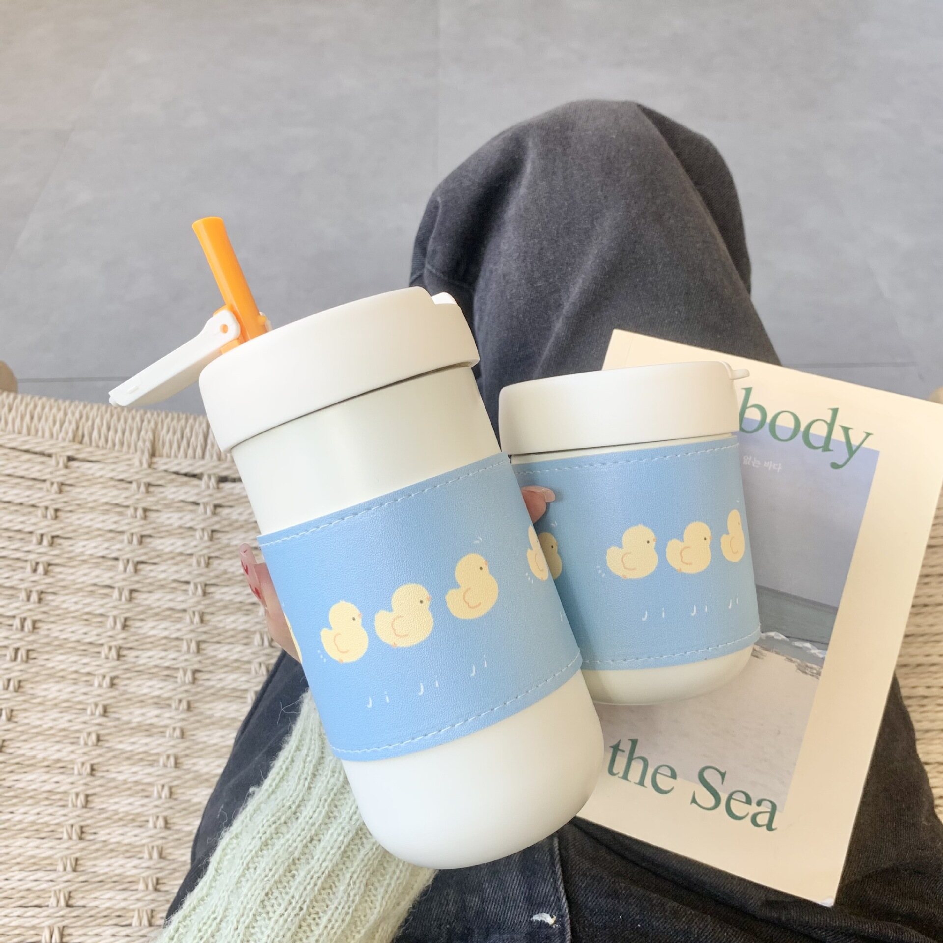 Gambar Cute Cartoon Thermos Cup Flower Tea Tea Leak Straw Stainless Steel Water Cup Student Lady Cute Thermos