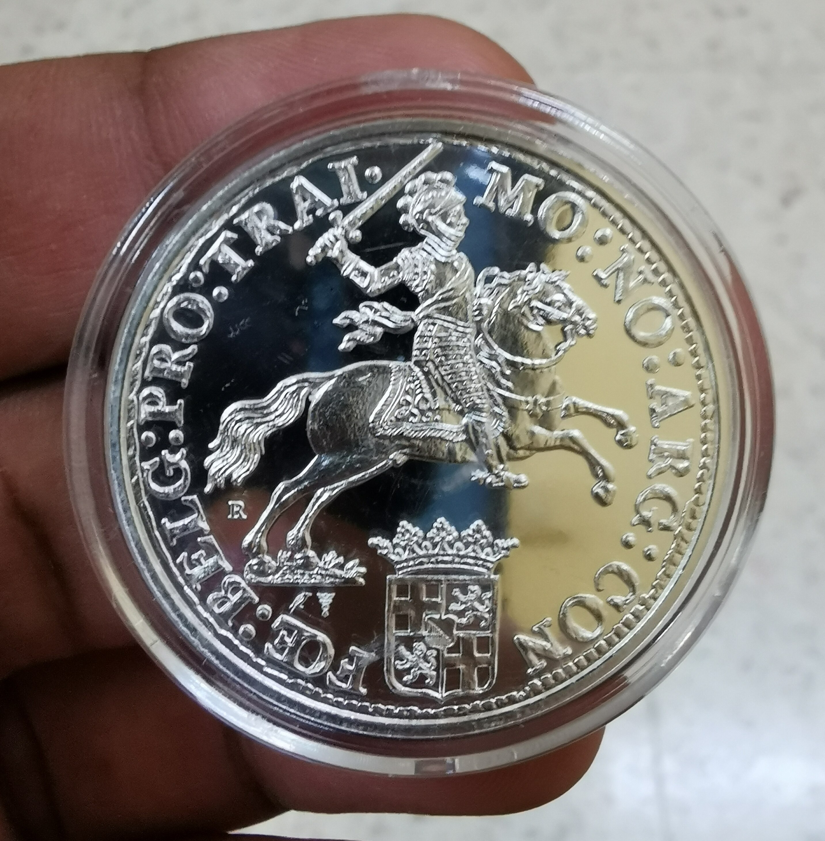 2018 Anonymous Mint Bitcoin Value Conversion 1 Troy Ounce 999 Fine Silver  Proof Coin Limited Mintage Proof Coin Certificate Of Authenticity Coin  Numismatic Silver Collectible - Lazada | Lazada