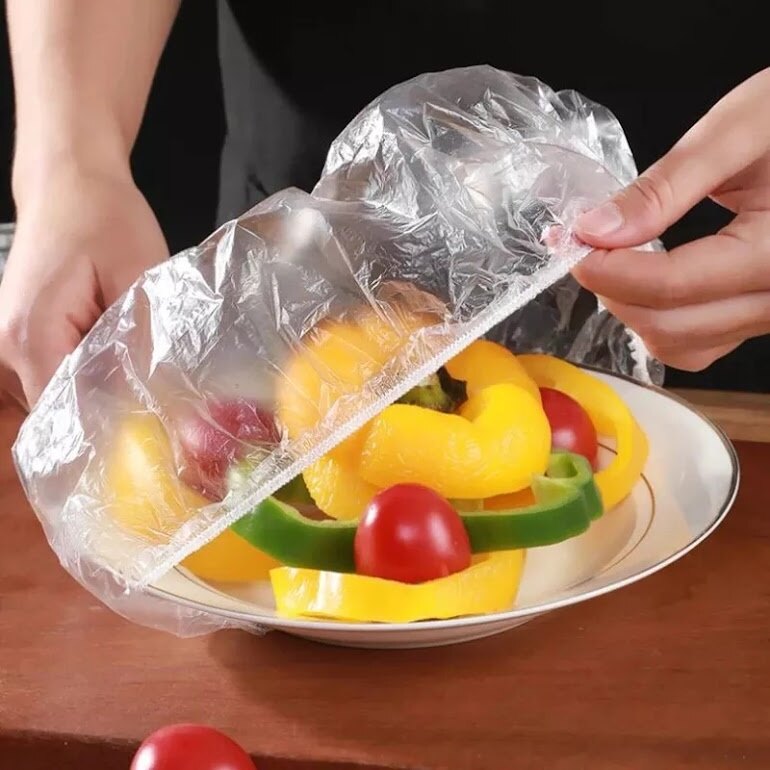 Gambar 100pcs Disposable Food Cover kitchen Refrigerator fruit food Stretch Leftovers protection flim Dustproof Bowls Cups Cap