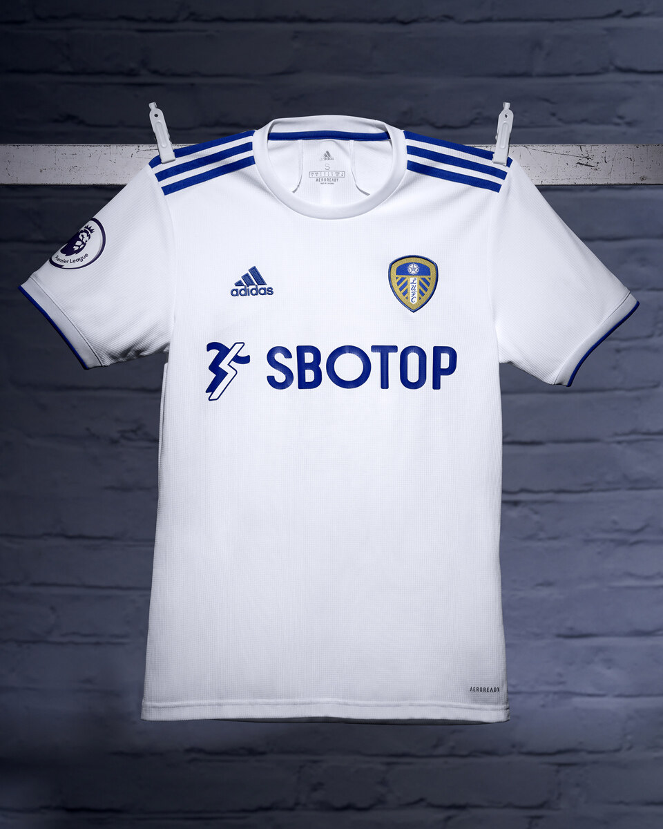 leeds united training top