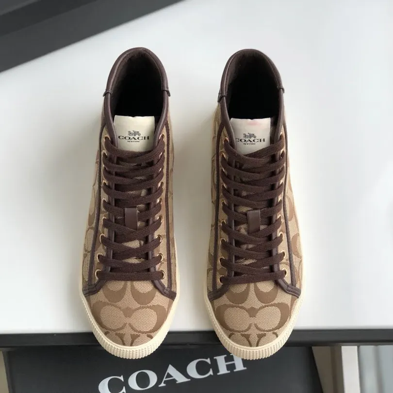 casual shoes with lace