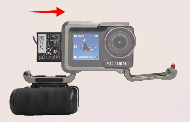 Nitze Street Grip Kit Für DJI Osmo Action 5 Pro/4/3, Aluminium Kamerakäfig Mit Ergonomischem Seitengriff, Cold Shoe-Auslöser, Handgelenkband, 1/4"-Befestigungsloch Für DJI Mic, LED Light– T-D04B