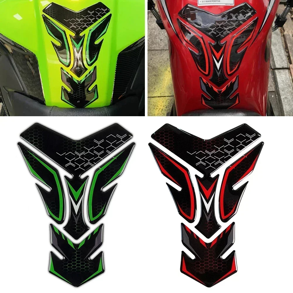 Protège-Réservoir Adhésif 3D Pour Kawasaki Z750 V2 - En Résine Anti-Rayures - Effet Carbone