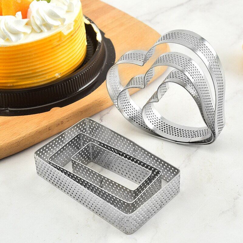 Gambar 3Pcs Set Heart Perforated Mousse Cake Ring Stainless Steel Egg Tart Molds French Dessert Cookies Circle Mould Pastry Baking Tool