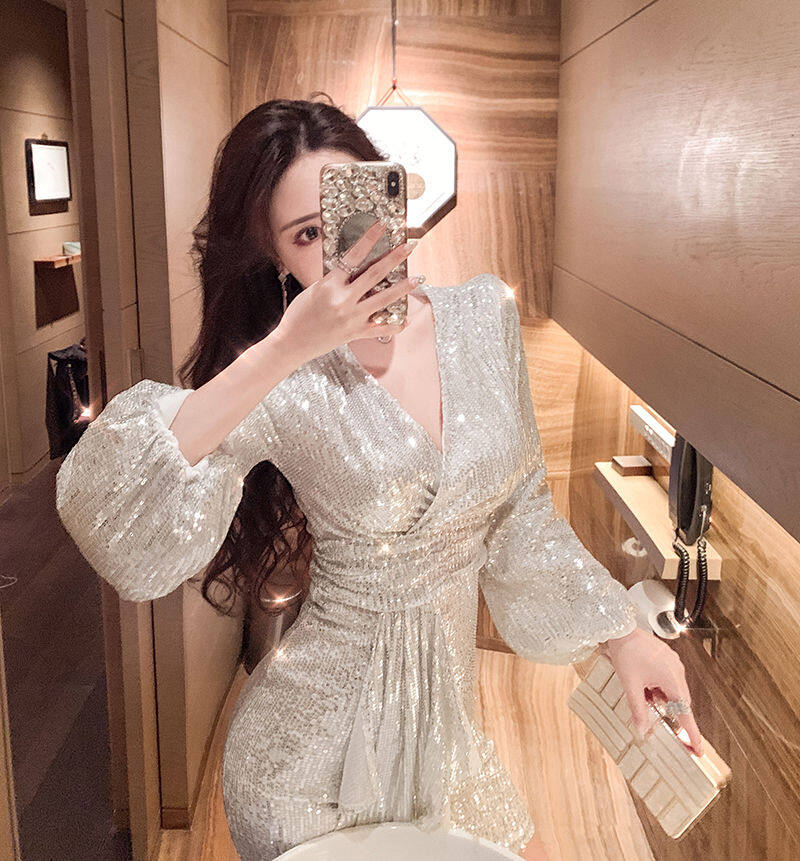 đầm kim sa lấp lánh Phụ nữ Pháp Đầm dự tiệc 2022 New Sequin Dress Slim váy kim sa nữ V Cổ dài Tay áo Váy Nổi tiếng Tính khí Bất thường Ăn mặc