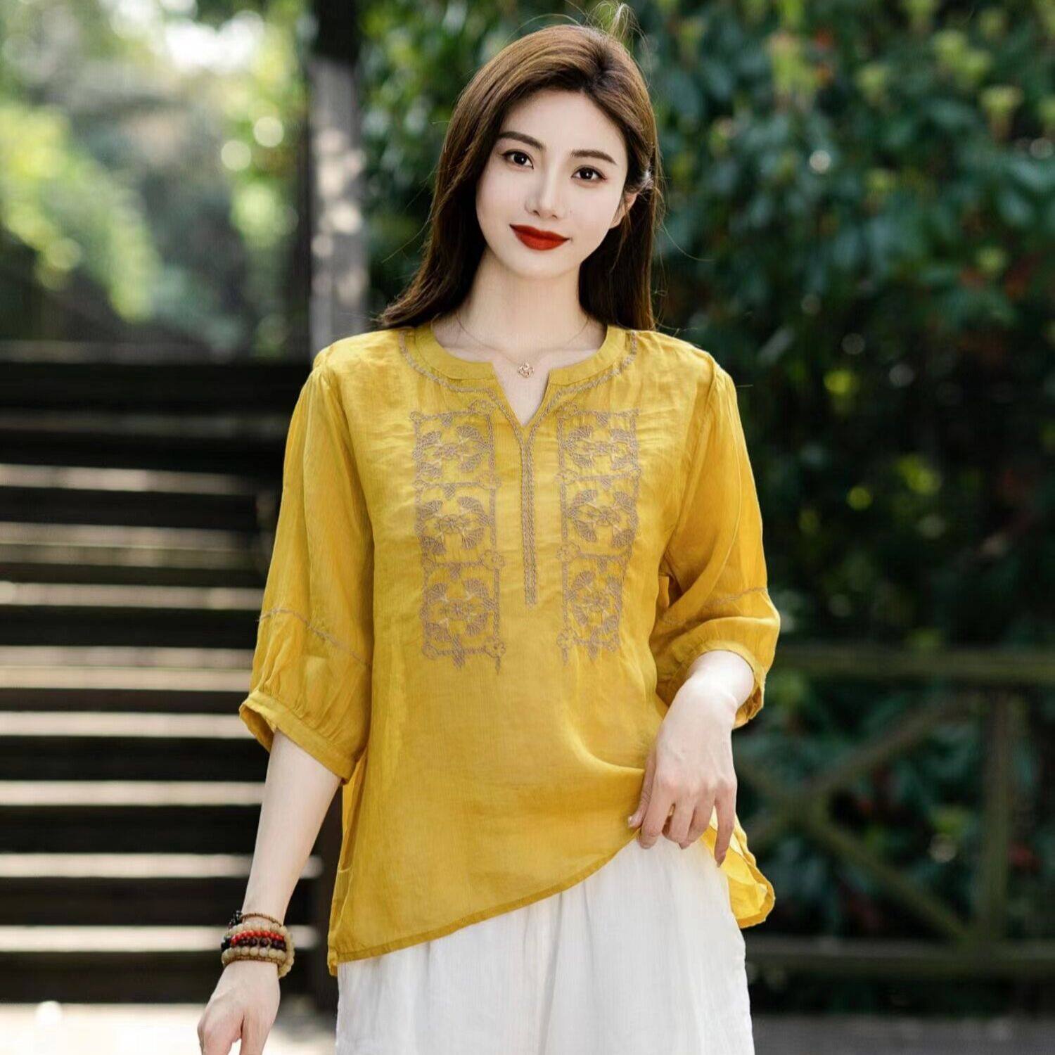 LUCKIN STORE Women's Retro Cotton Linen Embroidered Tops 1/2 sleeve V-neck Blouse Plus Size