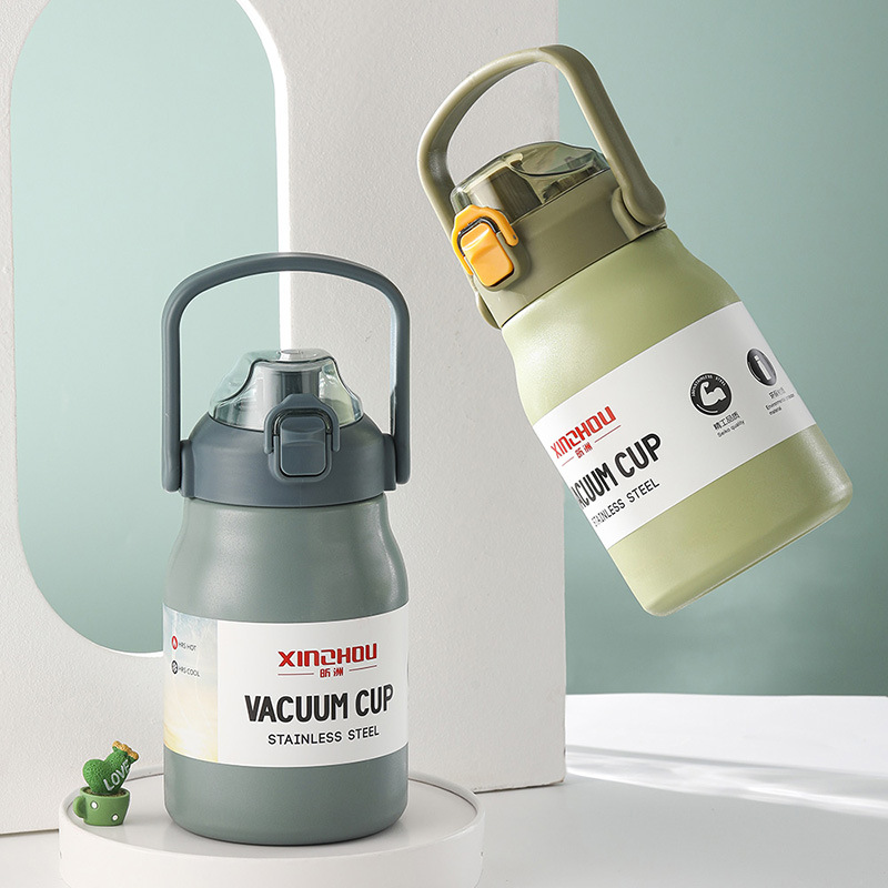 Gambar Vacuum Sling Insulation Cup Large capacity 316 Stainless Steel Insulation Cup Men and Women Sports Pot Straw Belly Cup