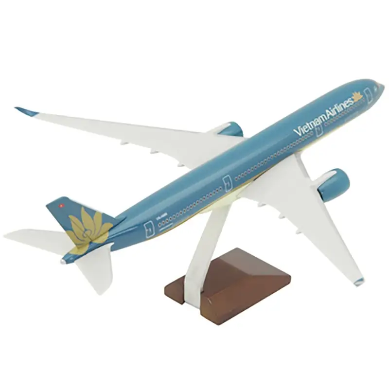 lufthansa toy plane