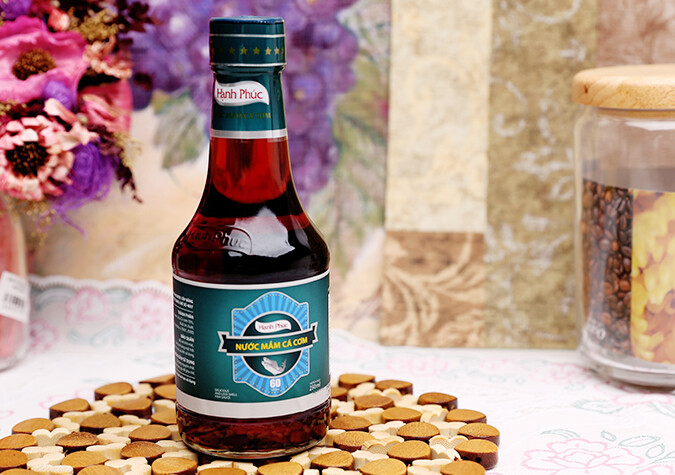 Nước mắm cá cơm 60 độ đạm Hạnh Phúc chai 250ml