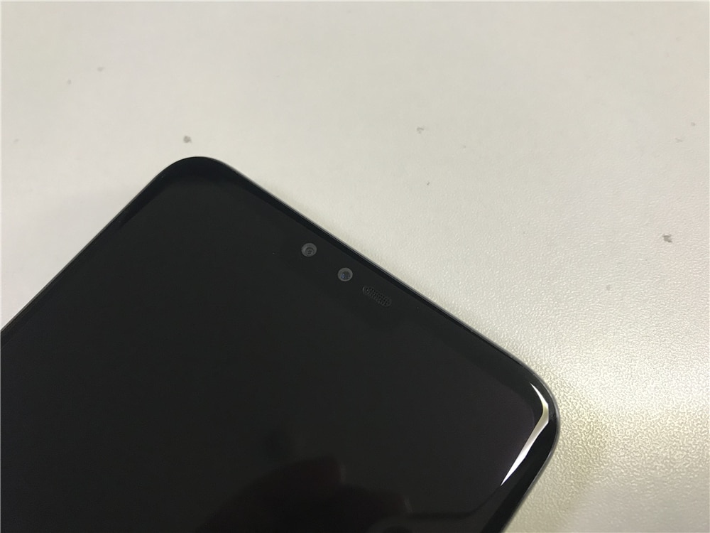 LG V50 ThinQ รุ่น V500N สมาร์ทโฟนหน้าจอ 6.4 นิ้ว RAM 6GB ROM 128GB กล้องหลัง 3 ตัว 16MP รองรับ LTE ซิมเดียว ปลดล็อกด้วยลายนิ้วมือ