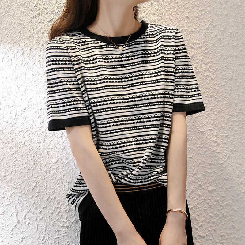  LUCKIN STORE Áo Dệt Kim Ngắn Tay Cho Nữ Áo Chui Đầu Cổ Tròn Áo Kiểu Sọc Cổ Điển Đa Năng 