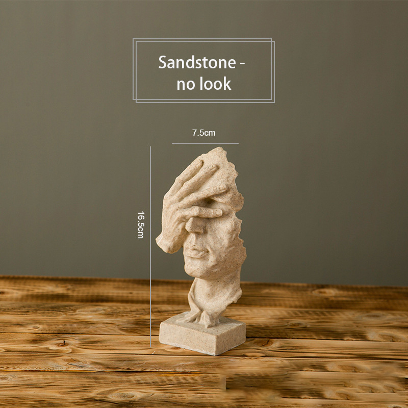 Nordic Creative Silence is a golden statue retro Small office/home office decoration resin material thinker sculpture modern art resin home decoration
