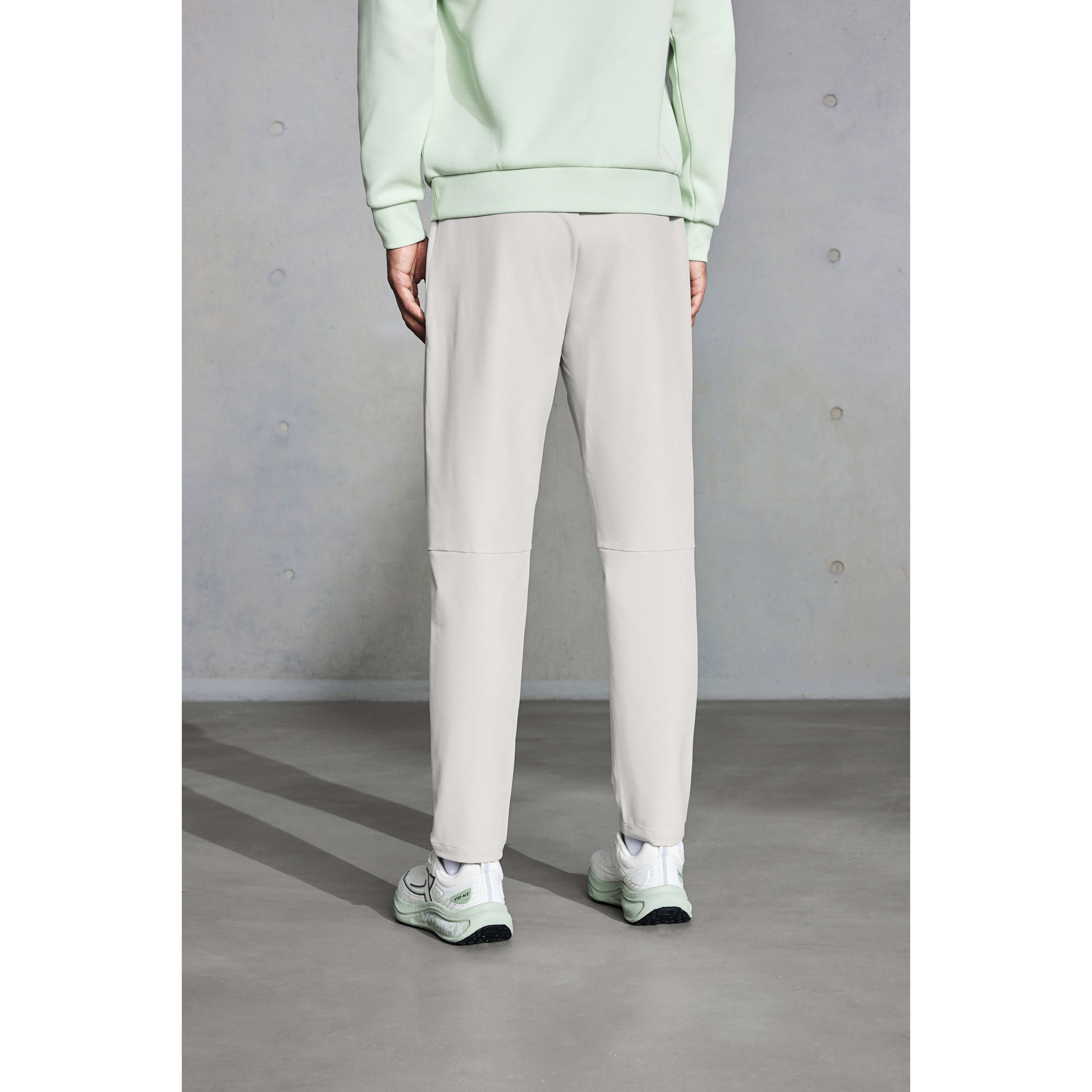 Xtep quần thể thao nam Cho Mùa Xuân 2025 chống nước mới vải vỏ mềm ngoài trời Quần Men's xu hướng quần thể thao nam 8751294c0088