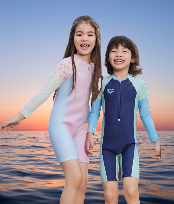 Arena children's swimsuits for boys and girls one-piece long-sleeved flats high elastic comfort sunscreen professional training 2024 New! ราคา  4,291 บาท*ส่งฟรี