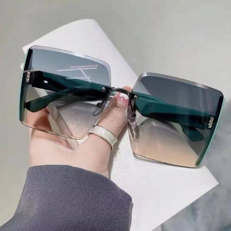 Kính râm mới cho phụ nữ Ins lớn làm thon mặt kính gọng vuông Kính râm ...