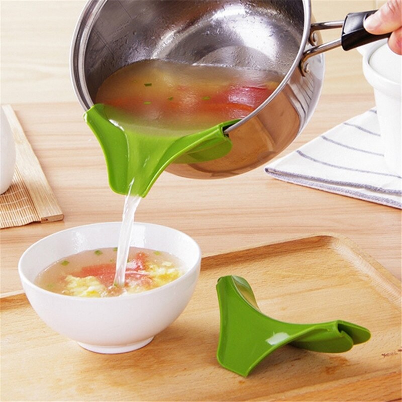 Gambar Silicone Slip On Pour Spout Clip Pans Bowls Cooking Pouring Batter Sauces Dressings Clip Kitchen Tools