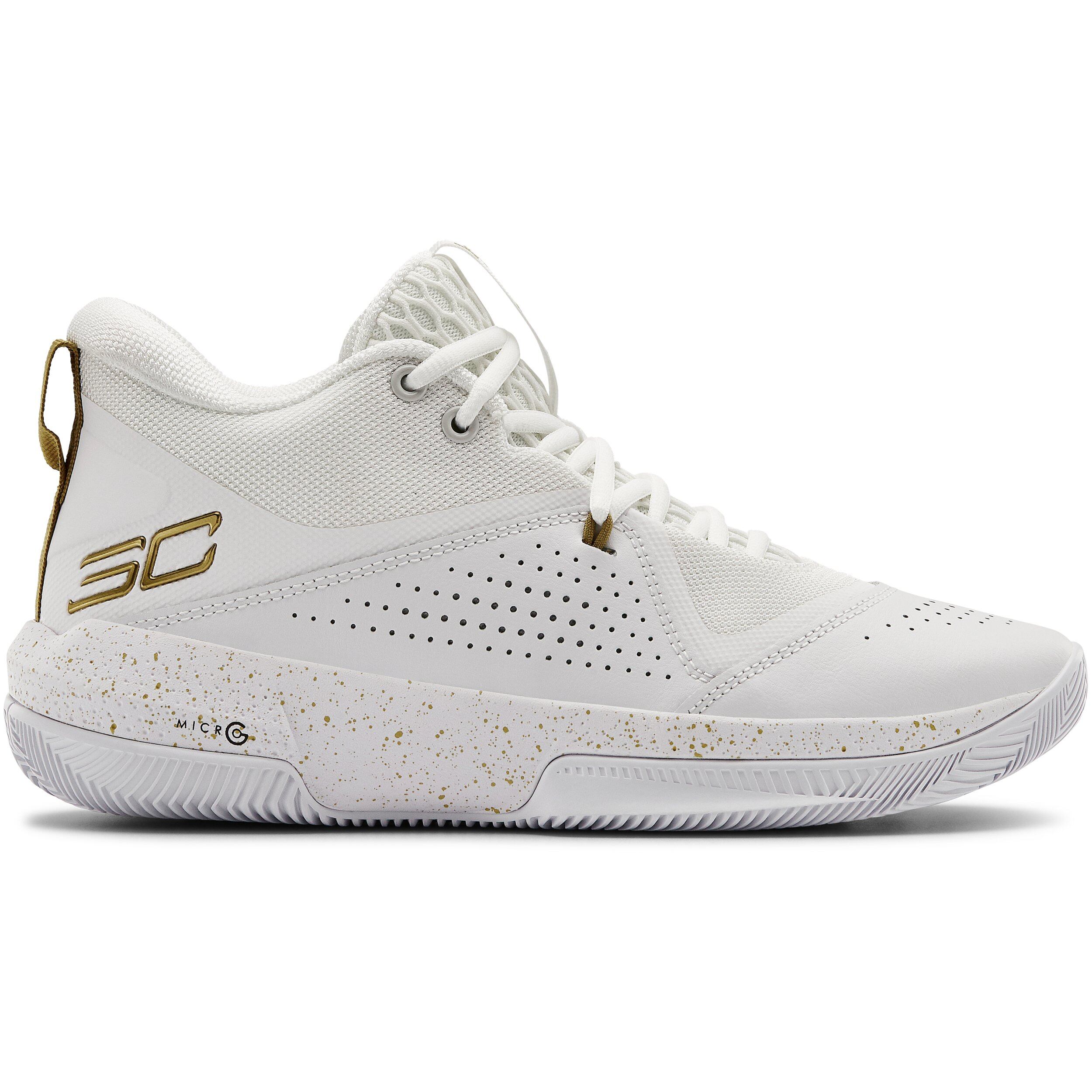 Under Armour UA Adult SC 3ZER0 IV 