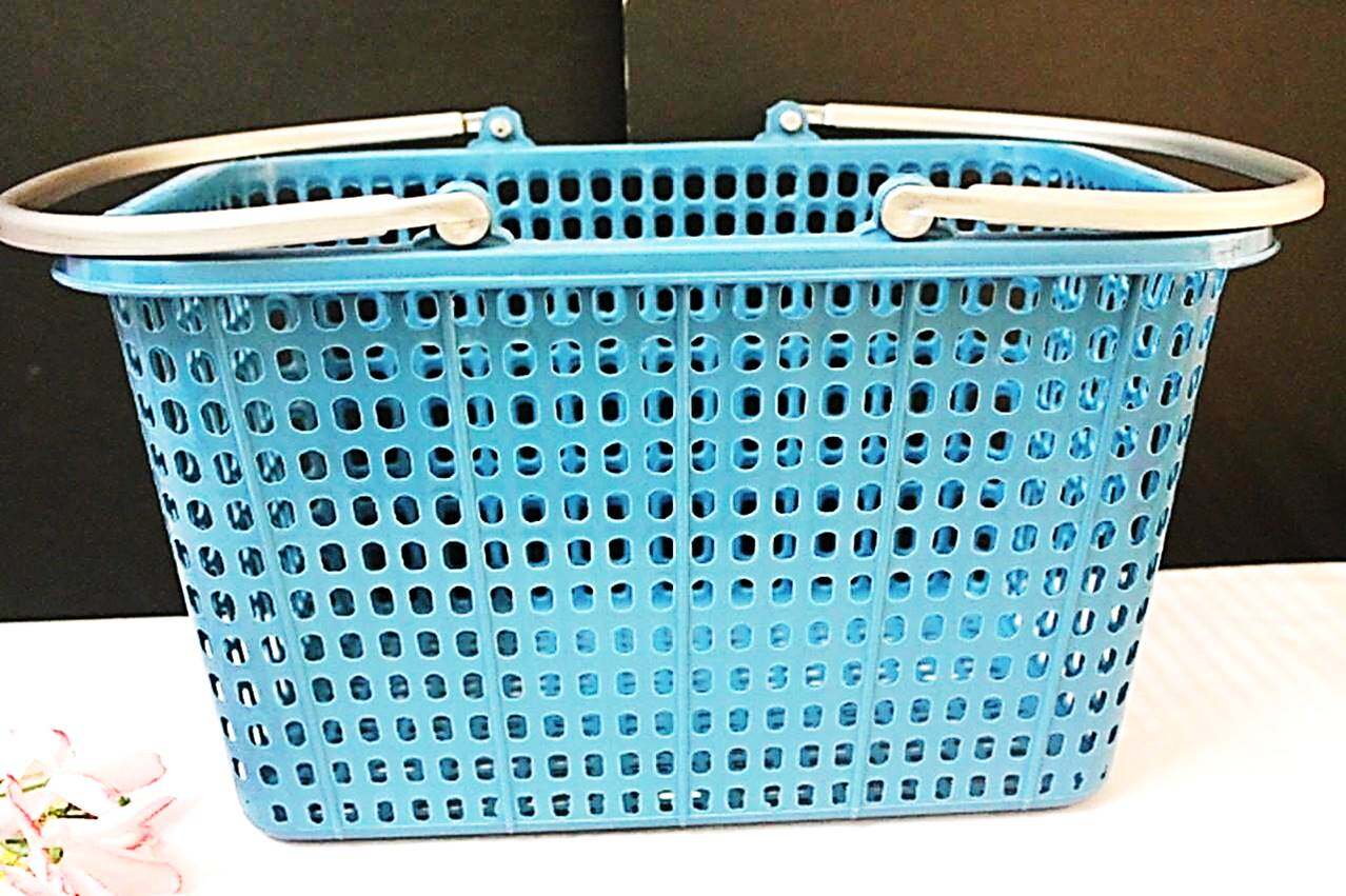 Gambar 1pc Square Shopping Basket 15 Inches with 2 Handlers (Multi Colour)