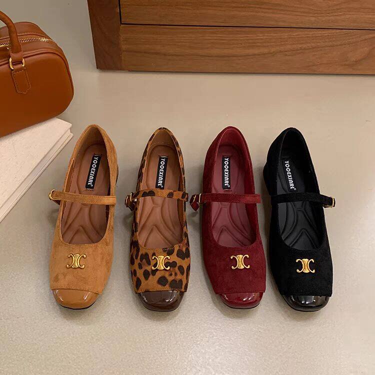MANXIXI Women Fashion Loafers Beautiful Low Heels 3 cm Mules Sandals (Size 35-40) ราคา 568 บาท*ส่งฟรี