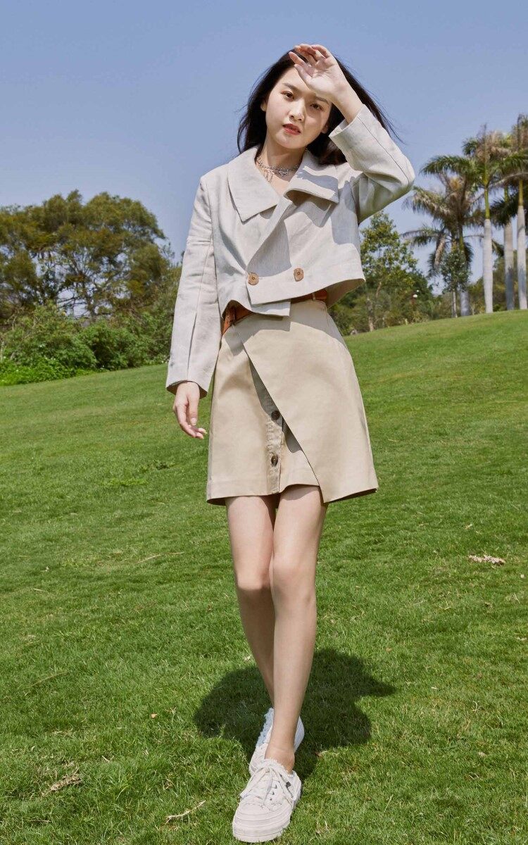 Vero Moda Áo Blazer Lửng Trơn Vải Lanh Hai Nút Có Ve Áo Cho Nữ 321208018