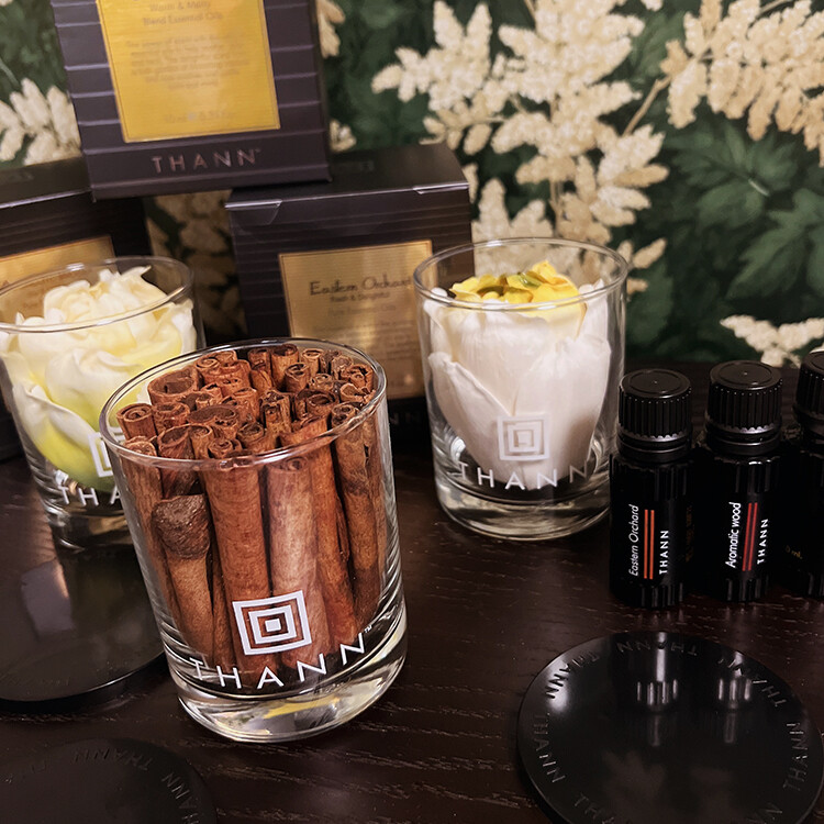 Gambar Thailand THANN Tingrun fire free aromatherapy essential oil soothes the mind and body, fresh air, sleep aid, cinnamon earl diffuser