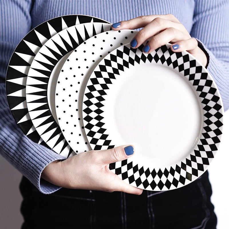 Gambar [Set of 4] Nordic Dinner Ceramic Plate Set, 8 Inches Polka Dot Printed Flat Dining Plate, Bone China Dishes For Baking Microwave Oven