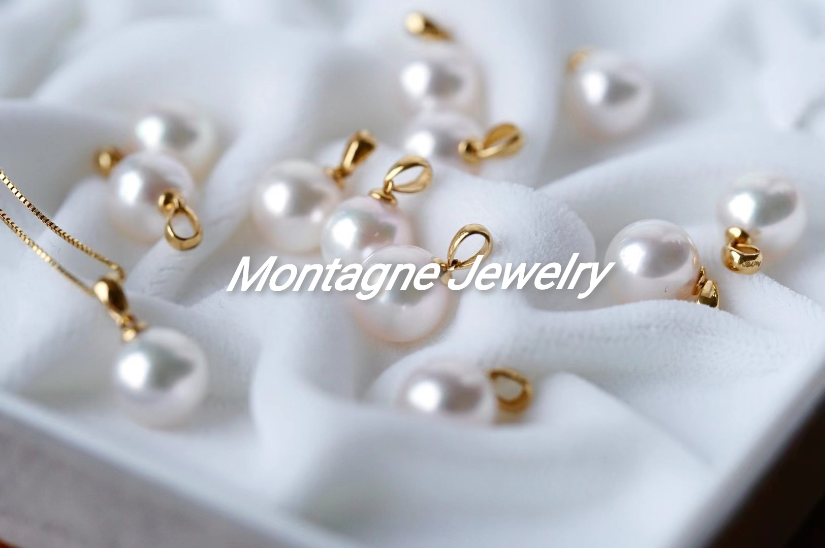 Montagne Jewelry 18k Pure Gold Simple Design Natural Seawater Japan Akoya Pearl Pendant Necklace · v5