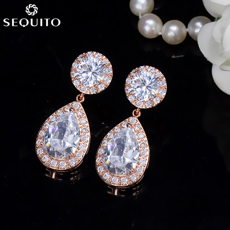 SEQUITO High Grade Women Wedding Ear Jewelry Rose Gold Plated Paved Sparkle AAA CZ Crystal Elegant Bride Water Drop Dangle Earrings for Party Dress Accessories SE671 ราคา 291 บาท*ส่งฟรี