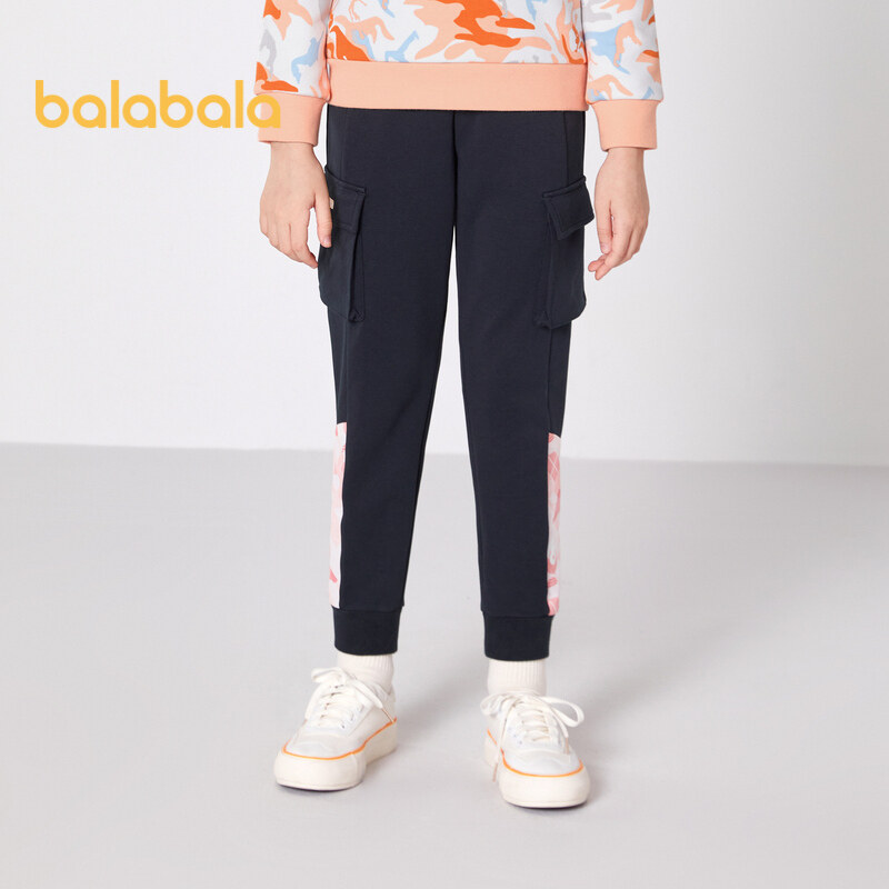 balabala Children's clothing girls trousers autumn models of middle older children's sports trousers children's trousers splicing foreign fashion ราคา 513 บาท*ส่งฟรี