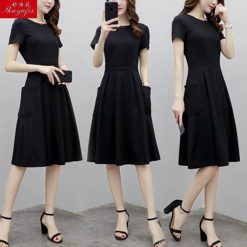 slimming black dress