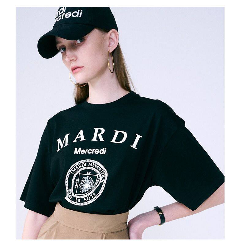 Mardi Áo thun ngắn tay in họa tiết có huy hiệu hoa cúc nhỏ Áo Thun thường ngày xu hướng cho nam và nữ phong cách preppy dáng rộng