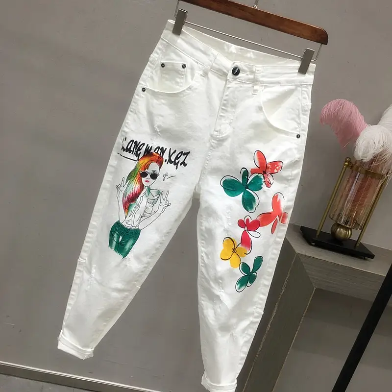 womens white denim capris