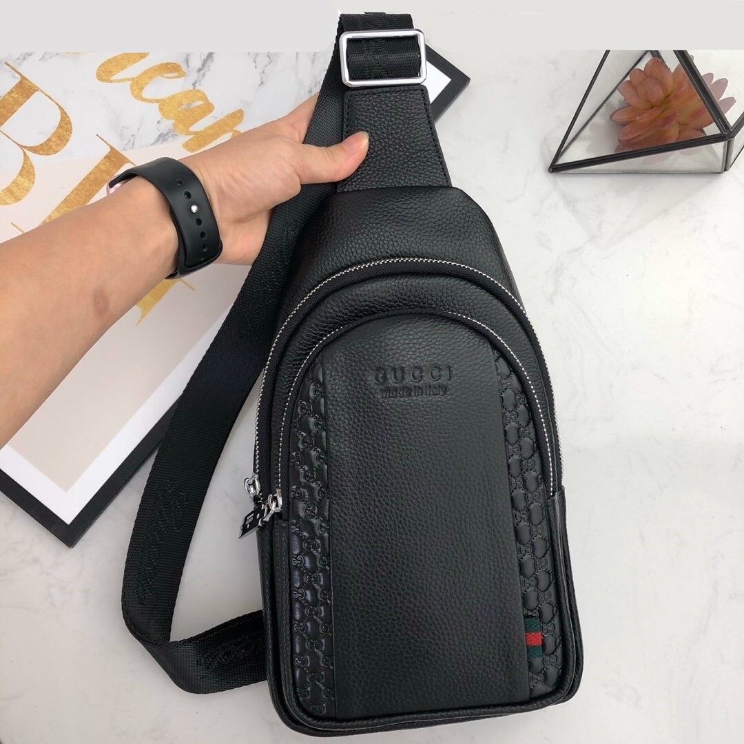 gucci chest bag