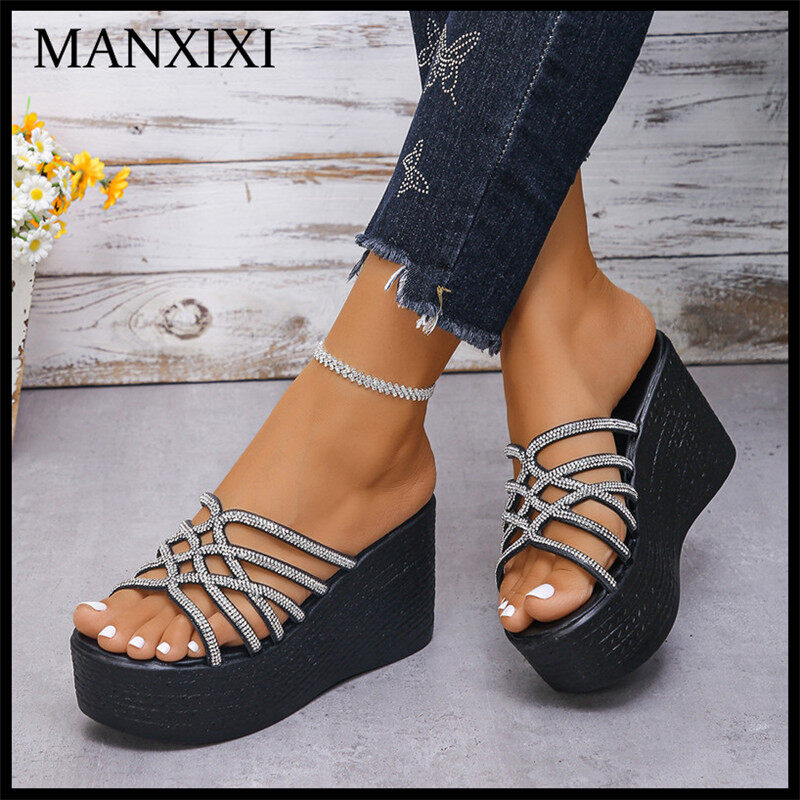 MANXIXI Fashion Women Wedge Thick Bottom 8.8 cm Beautiful Shining Sandals (35-43 Size) ราคา 512 บาท*ส่งฟรี