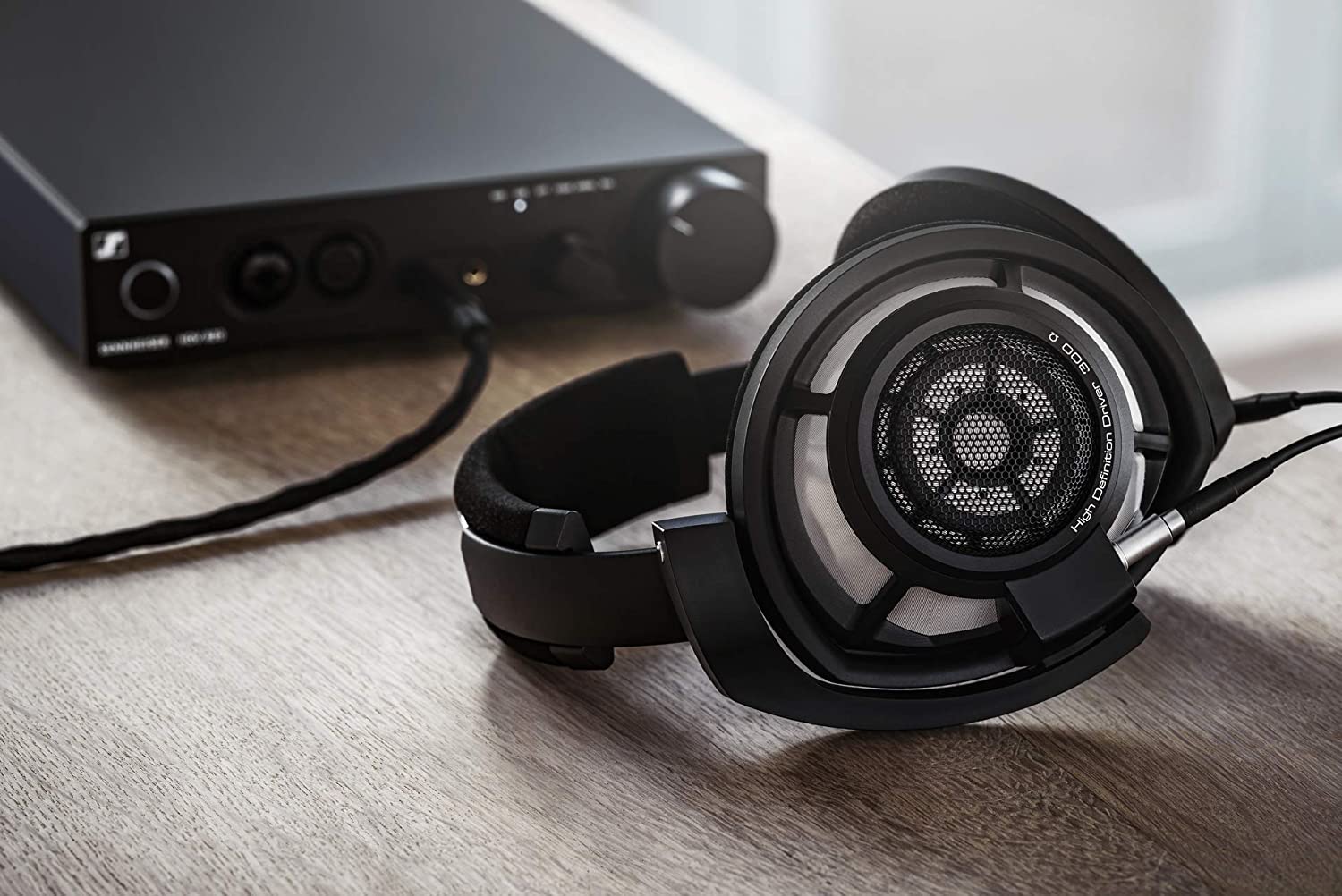 SENNHEISER HDV 820 Reference Headphone 