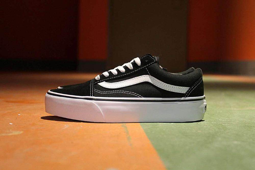 weight of vans authentic shoes