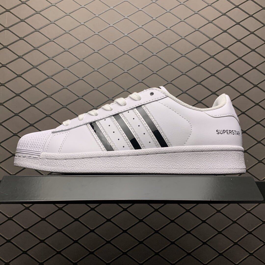 Adidas on sale hàn quốc